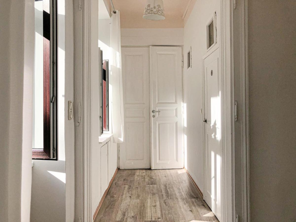 Commodious 2Br Apt. Near Akh-Perfect For Groups Відень Екстер'єр фото
